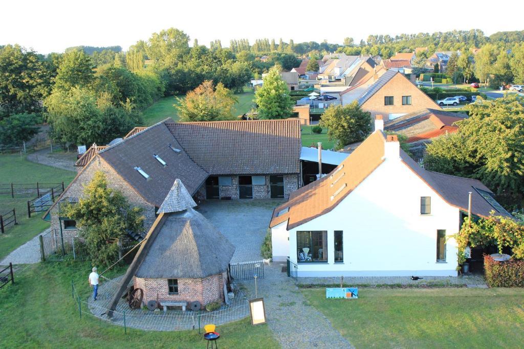 Willa De Rosmolen Ertvelde Zewnętrze zdjęcie